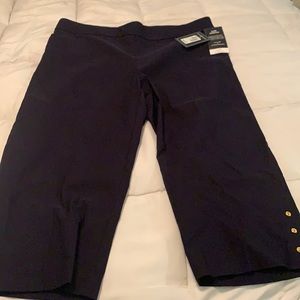 Navy Capris